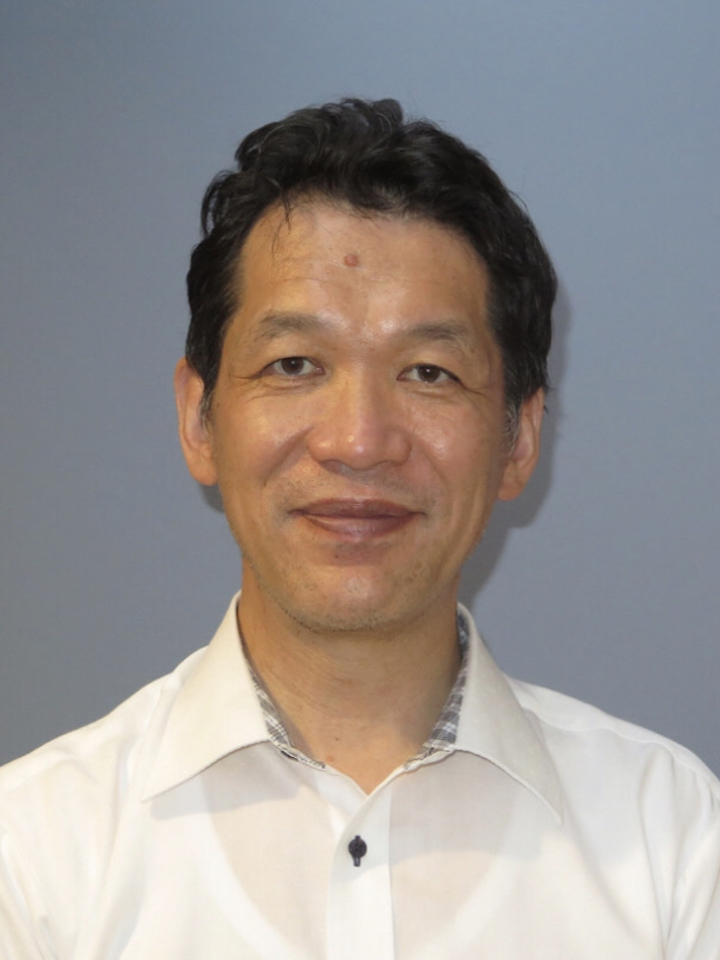 相談役(井上毅)の写真